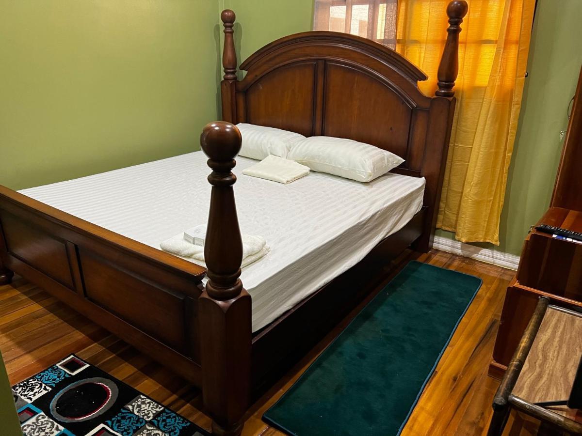 جورج تاون Hollywood Guesthouse المظهر الخارجي الصورة